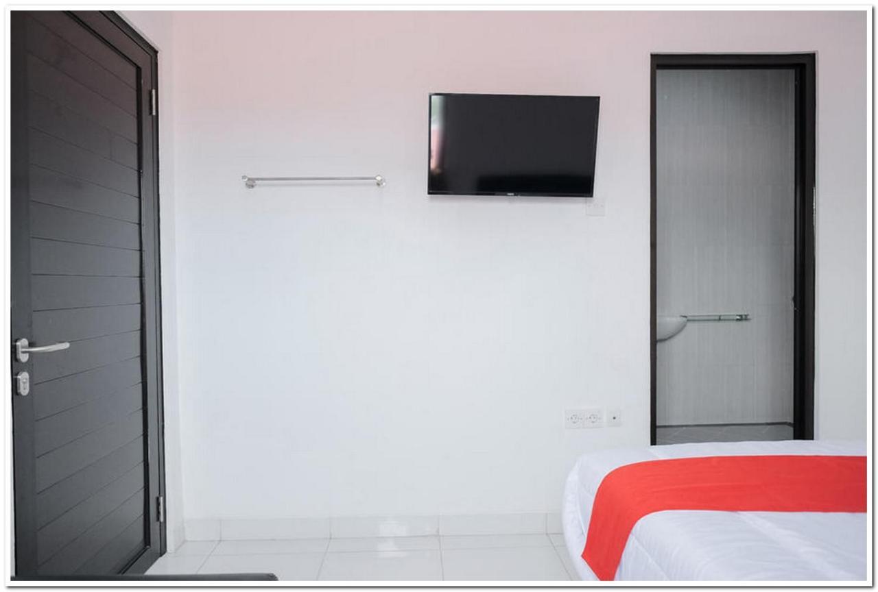 Hotel RedDoorz near Kota Tua 2 Dżakarta Zewnętrze zdjęcie
