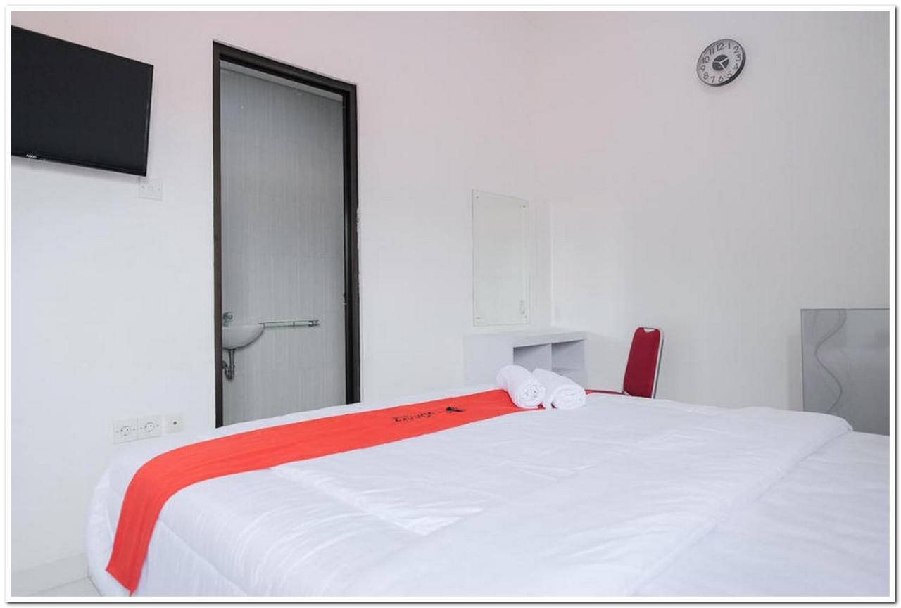 Hotel RedDoorz near Kota Tua 2 Dżakarta Zewnętrze zdjęcie