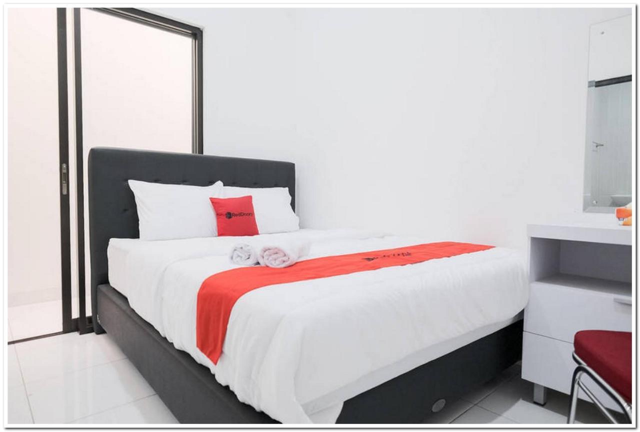 Hotel RedDoorz near Kota Tua 2 Dżakarta Zewnętrze zdjęcie